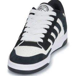 adidas Rapid court low
