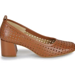 Betty London Brigitte