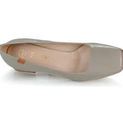 Betty London CLAUDIE