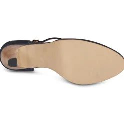 Betty London ESTELLE