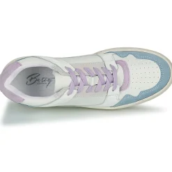 Betty London YOANA