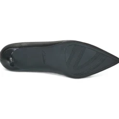 Clarks Zarey Court