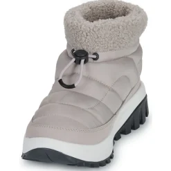 Columbia Snowtrot Shorty