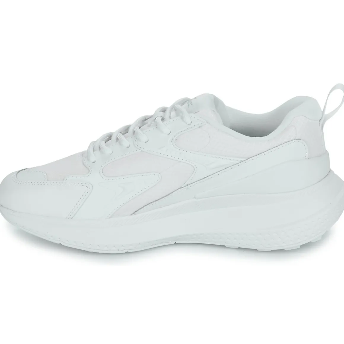 Lacoste L003