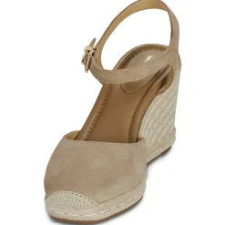 MICHAEL Michael Kors KENZIE WEDGE