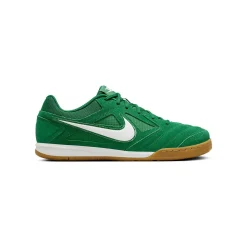 Nike Gato