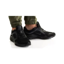 Nike Quest