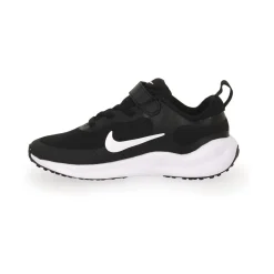 Nike REVOLUTION 7