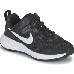 Nike Revolution 6