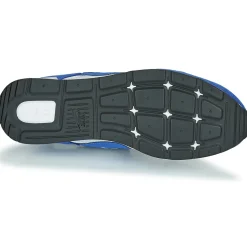 Nike VENTURE RUNNER