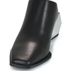 Tøfler United nude