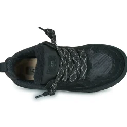 UGG LOWMEL